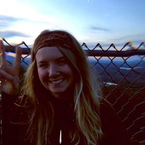 Meet your Posher, Adella